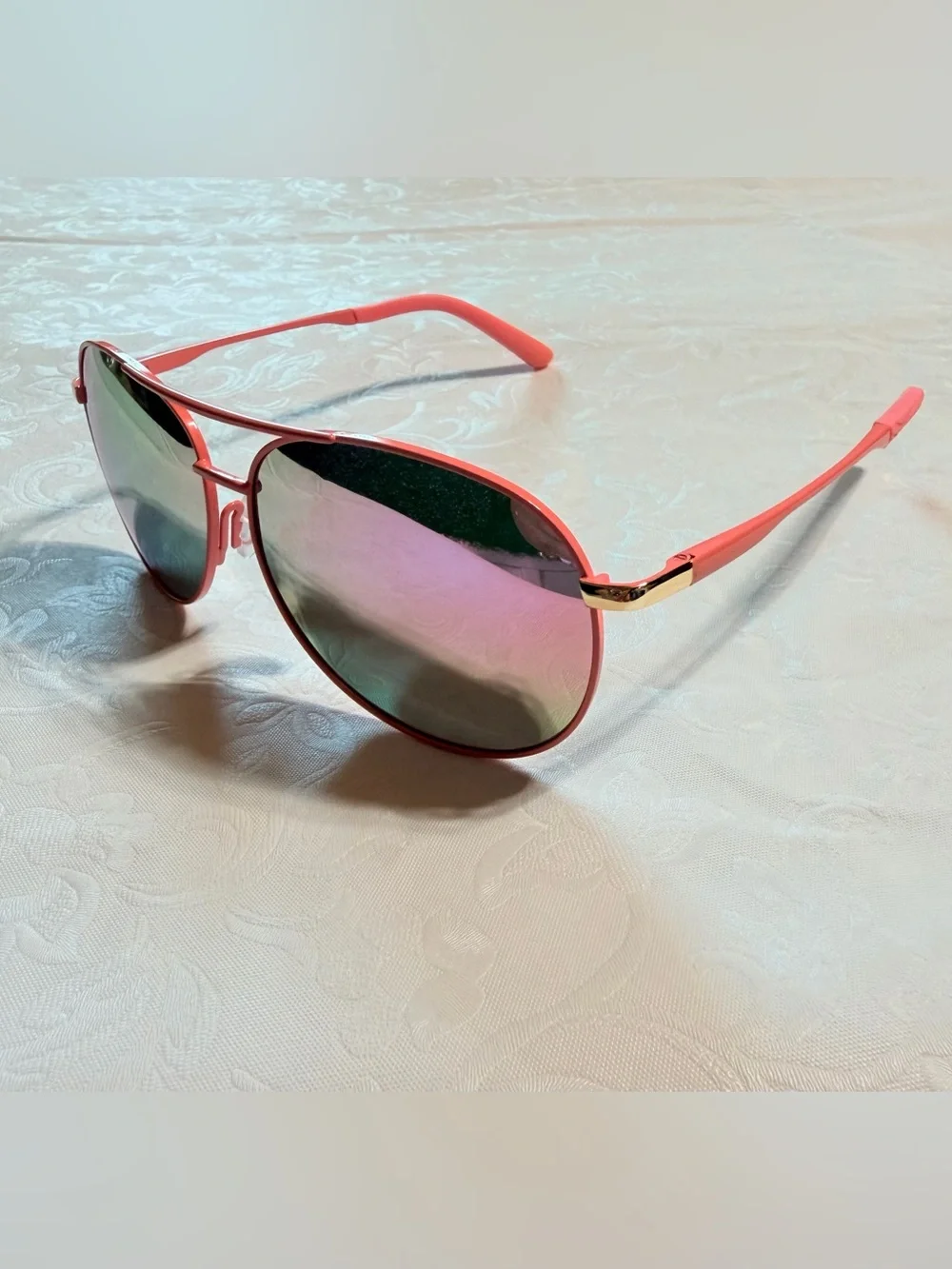 Lot of 5 Assorted Women's 😎